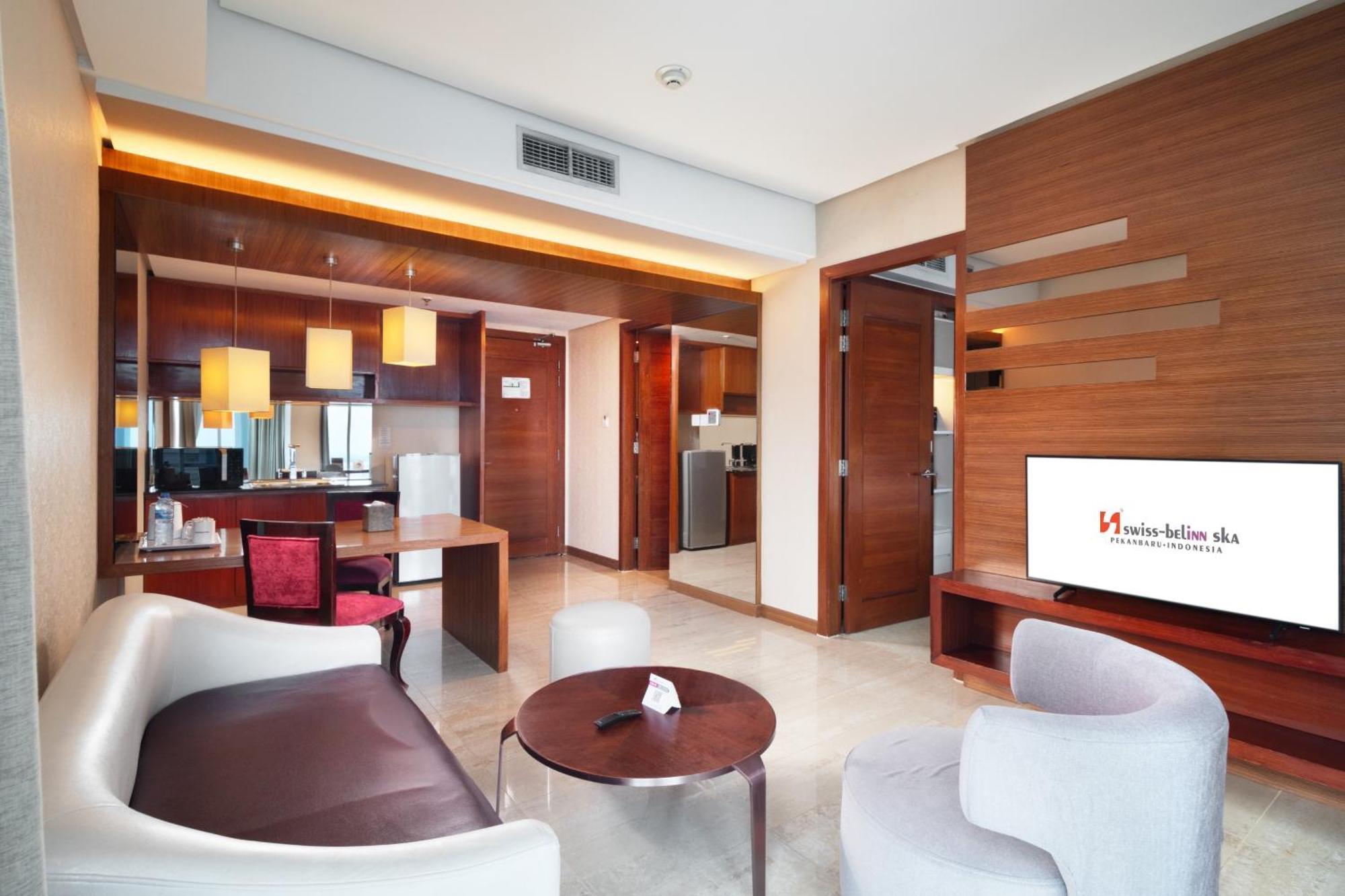 Swiss-Belinn Ska Pekanbaru Exterior photo
