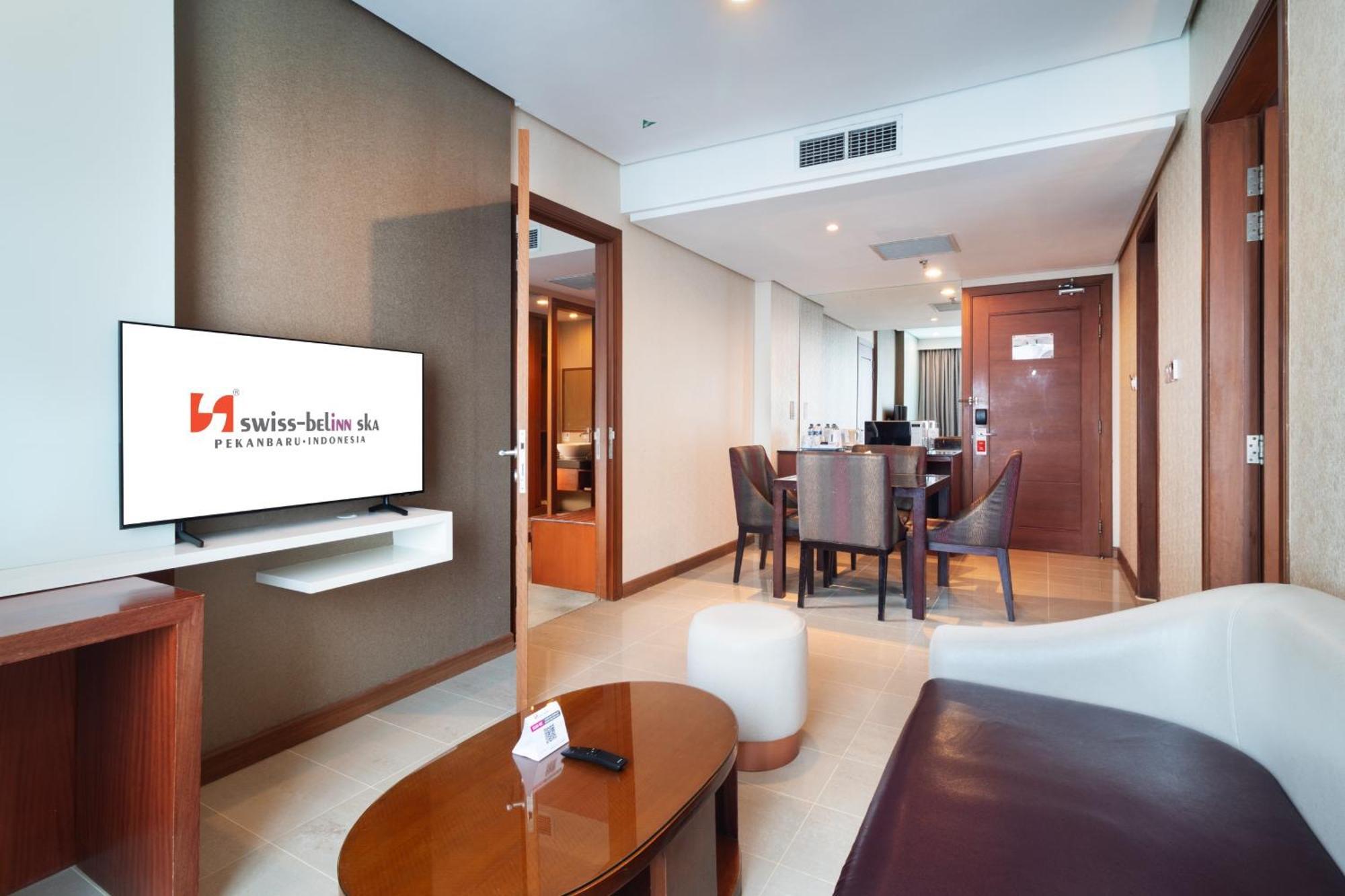 Swiss-Belinn Ska Pekanbaru Exterior photo